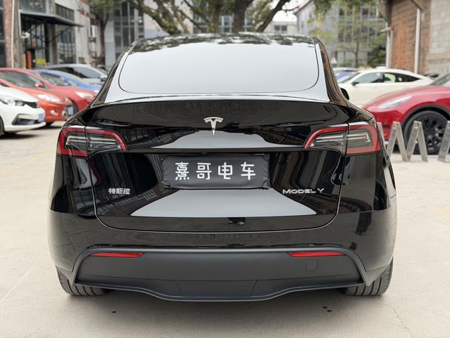 Certificated Pre-Owned Model Y 2023 Rear-Wheel Drive Version -u22537977