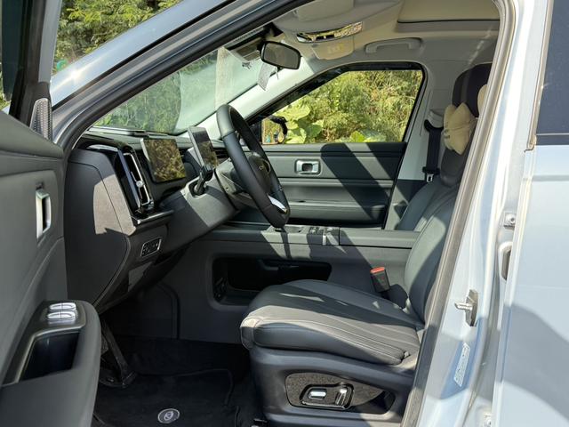 Certificated Pre-Owned Explorer 06 C-DM 2024 1.5T Luxury Edition -u22354972