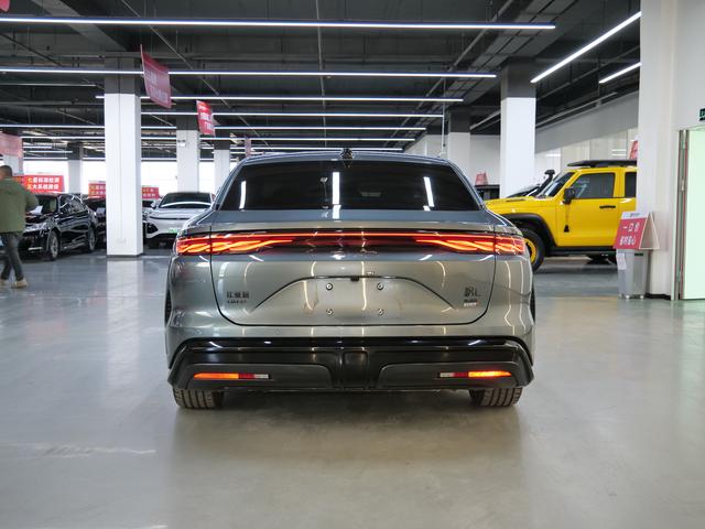 Certificated Pre-Owned BYD Han L DM 2025 DM-p 180KM 4WD LiDAR Flagship Edition