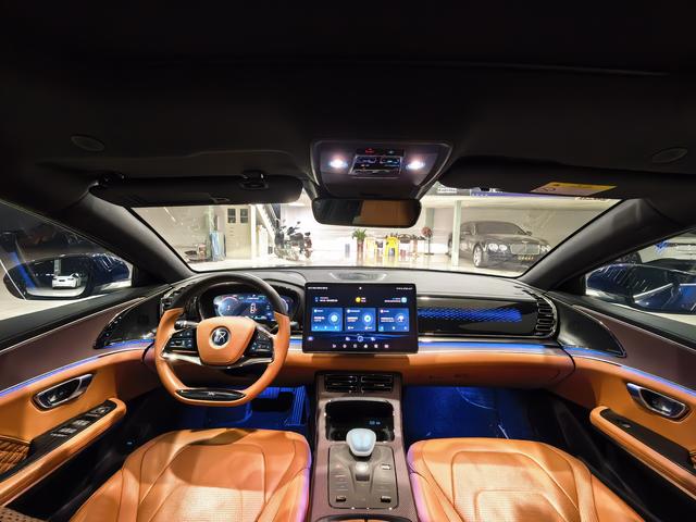 Certificated Pre-Owned BYD Han DM 2022 DM-i 121KM Premium Edition -u22685423