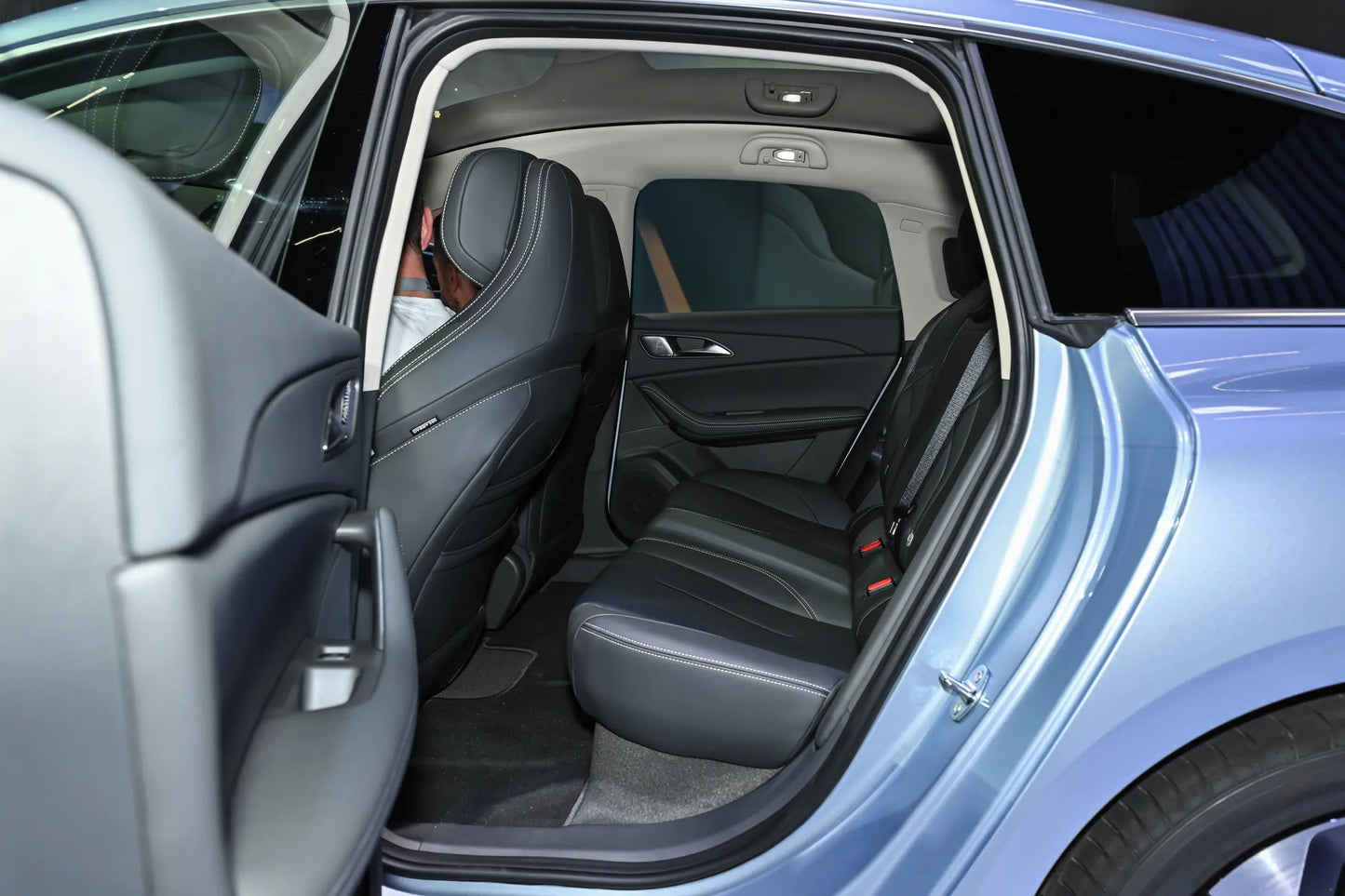 Dongfeng Forthing Xinghai S7-Hybrid REEV