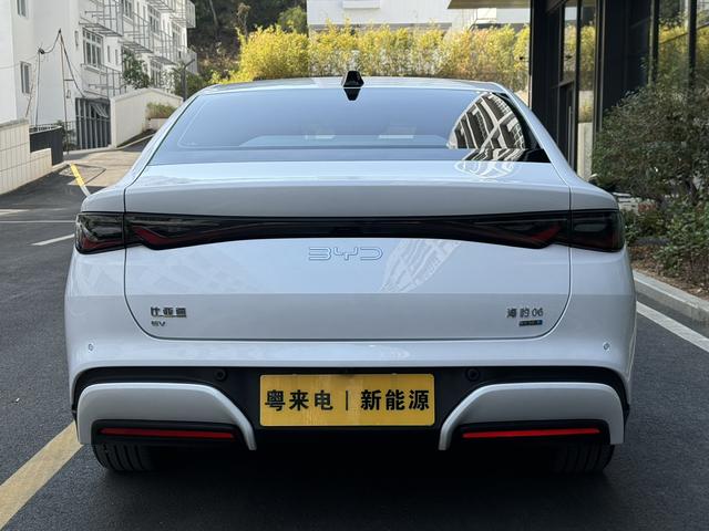 Certificated Pre-Owned BYD Seals 06EV 2025 Flagship Edition 545KM -u22469158