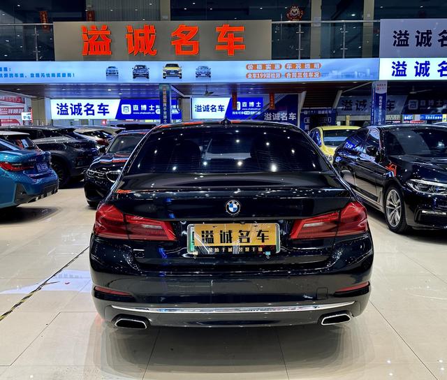 Certificated Pre-Owned BMW 5 Series PHEV 2019 530Le Luxury Package -u21857943