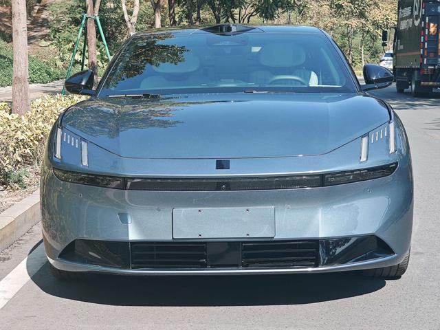Certificated Pre-Owned Lynk & Co Z10 2024 Edition 95kWh 702km Four-Wheel Drive Intelligent Driving Ultra -u22479511