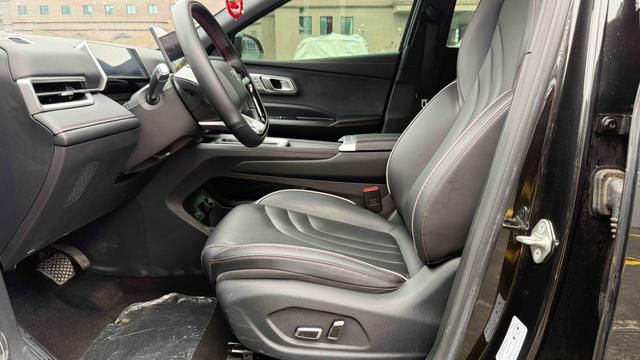 Pre-Owned Neta X 2025 Model 500 Plus