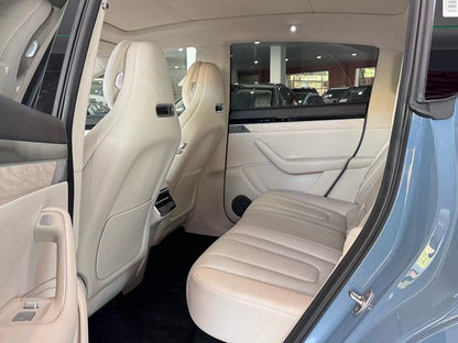 Certificated Pre-Owned Zhijie R7 2024 All-Electric 100kWh Ultra Four-Wheel Drive Version