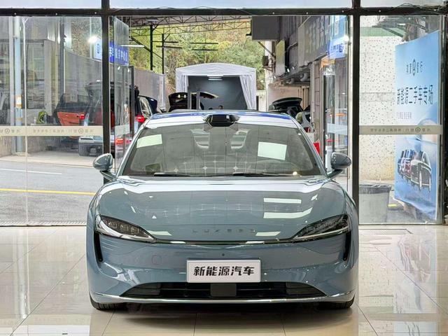 Certificated Pre-Owned Zhijie S7 2025 Max Rear-Wheel Drive Ultra-Long Range Edition -u22060608