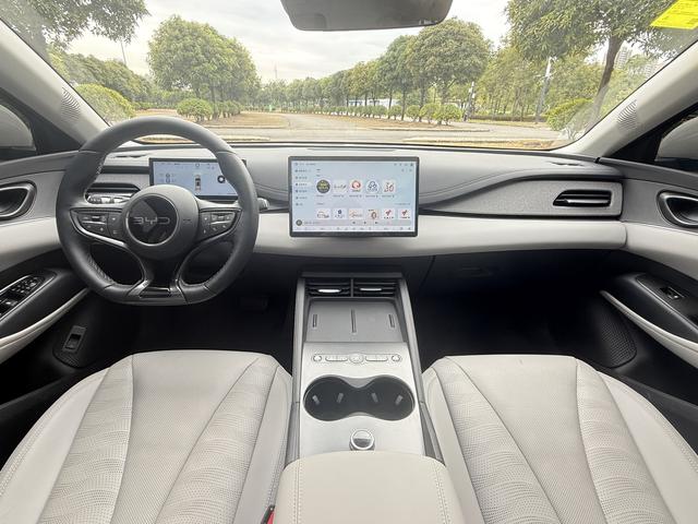 Certificated Pre-Owned BYD Seal 06DM Wagon Edition 2025 DM-i 150KM Premium Version -u21705066