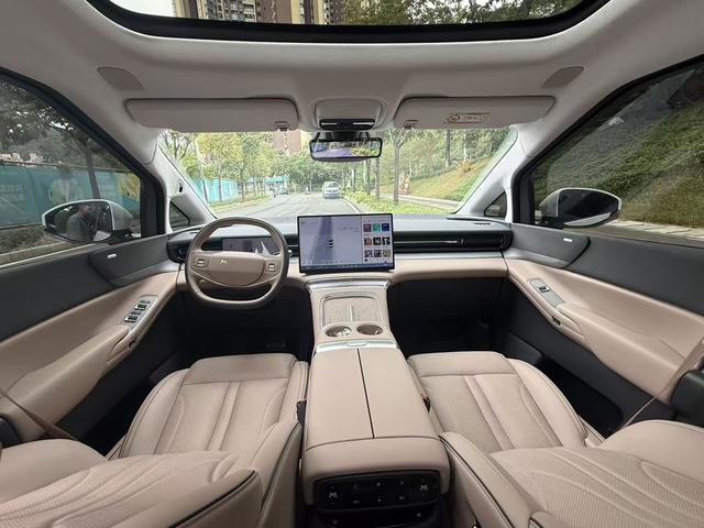 Certificated Pre-Owned XPENG X9 2025 Edition Pure Electric 740 Ultra Long Range Max-u22201256