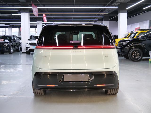 Certificated Pre-Owned ZEEKR MIX 2025 76kWh Intelligent Driving Version -u22510713