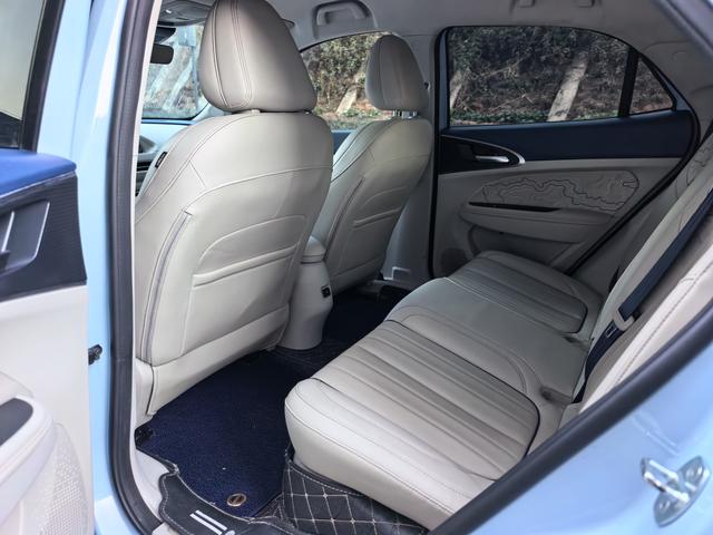 Certificated Pre-Owned Ora Good Cat 2022 Model 400km Standard Range Luxury Edition Lithium Iron Phosphate