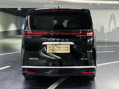 Certificated Pre-Owned Denza D9 DM 2024 Edition 980 4WD Flagship Model -u21698355