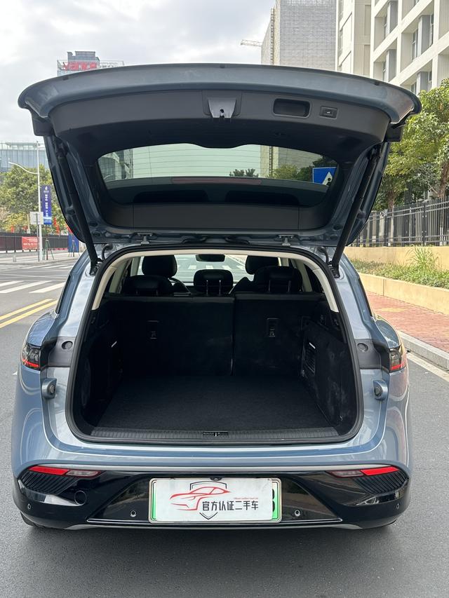 Certificated Pre-Owned VOYAH FREE 2021 4WD Standard Range-Extender Exclusive Luxury Package -u22753269