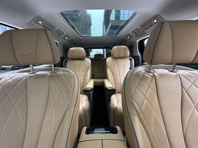 Certificated Pre-Owned Denza D9 DM 2022 1040 Premium Edition -u21771936