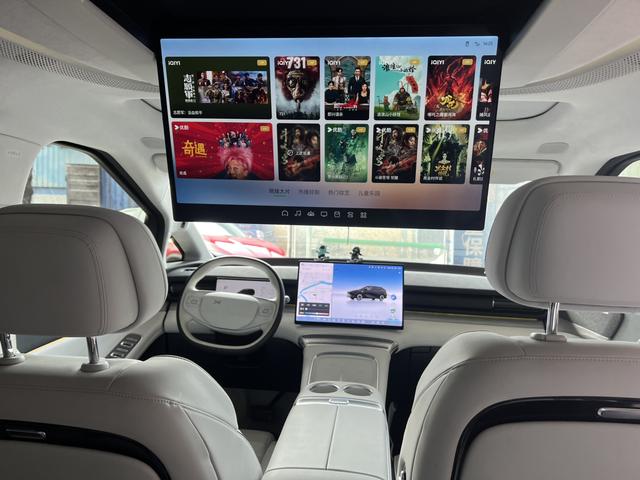 Certificated Pre-Owned XPENG X9 2024 702 Ultra-Long Range Max-u22299094