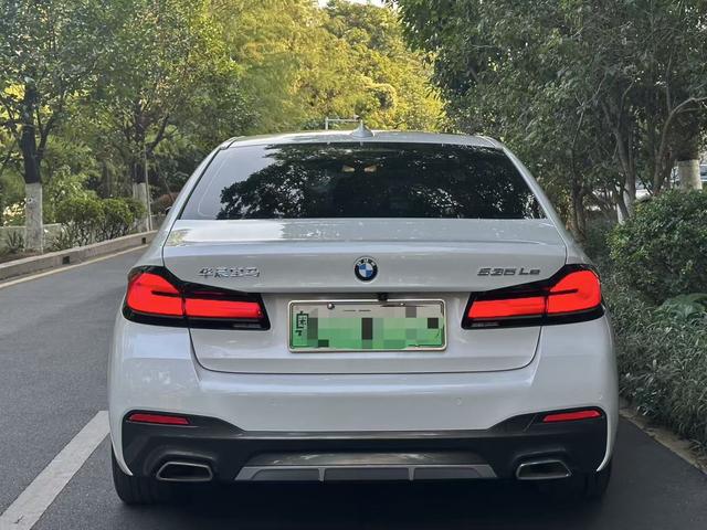 Certificated Pre-Owned BMW 5 Series PHEV 2021 535Le Luxury Package