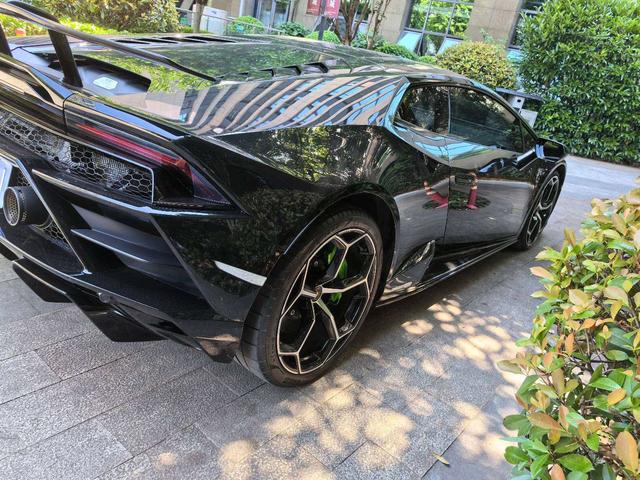 Certificated Pre-Owned 2020 Lamborghini Huracán EVO RWD - u22473024