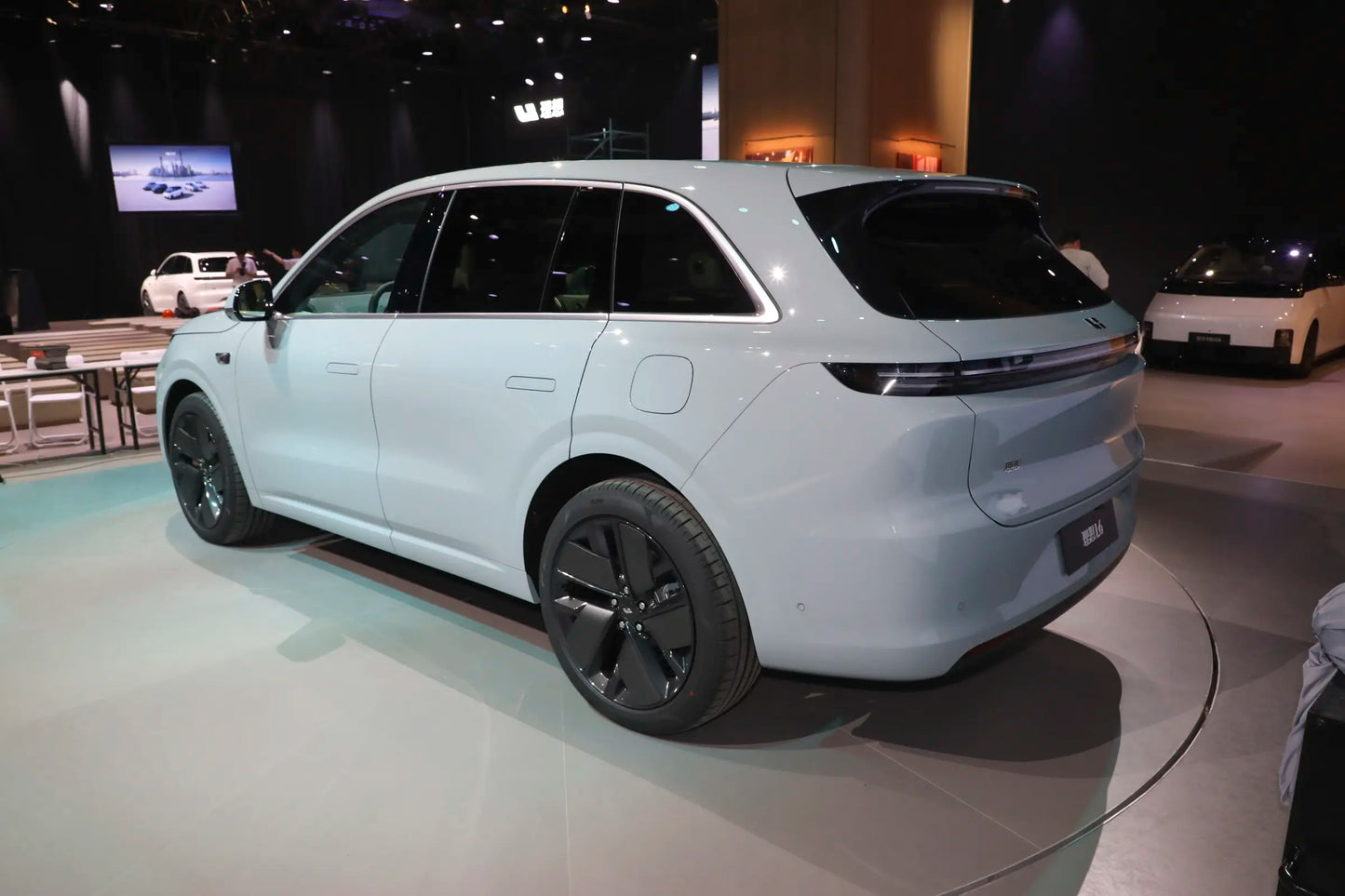 Li Auto L6-Hybrid REEV