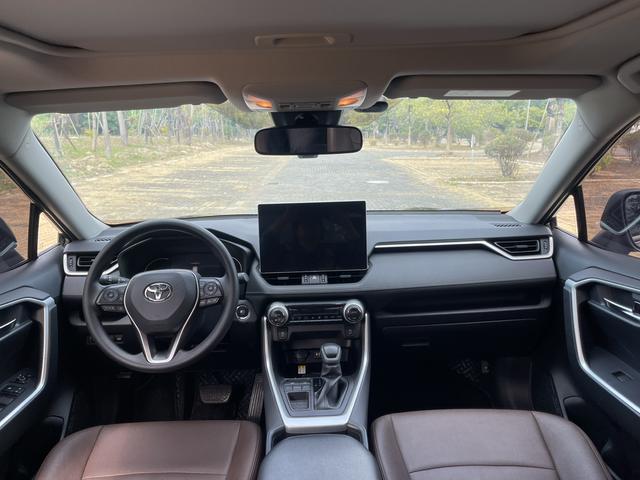 Certificated Pre-Owned RAV4 Rongfang 2021 2.0L CVT Two-Wheel Drive Fashion Edition - u22053209