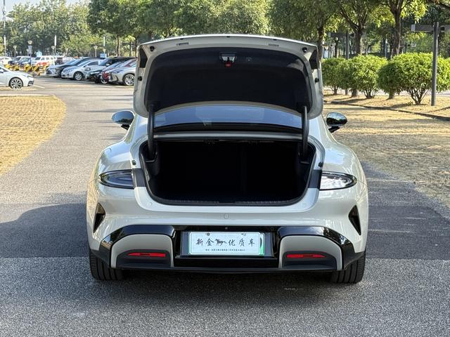 Certificated Pre-Owned Xiaomi SU7 2024 Rear-Wheel Drive Longest Range Pro Edition -u22485449