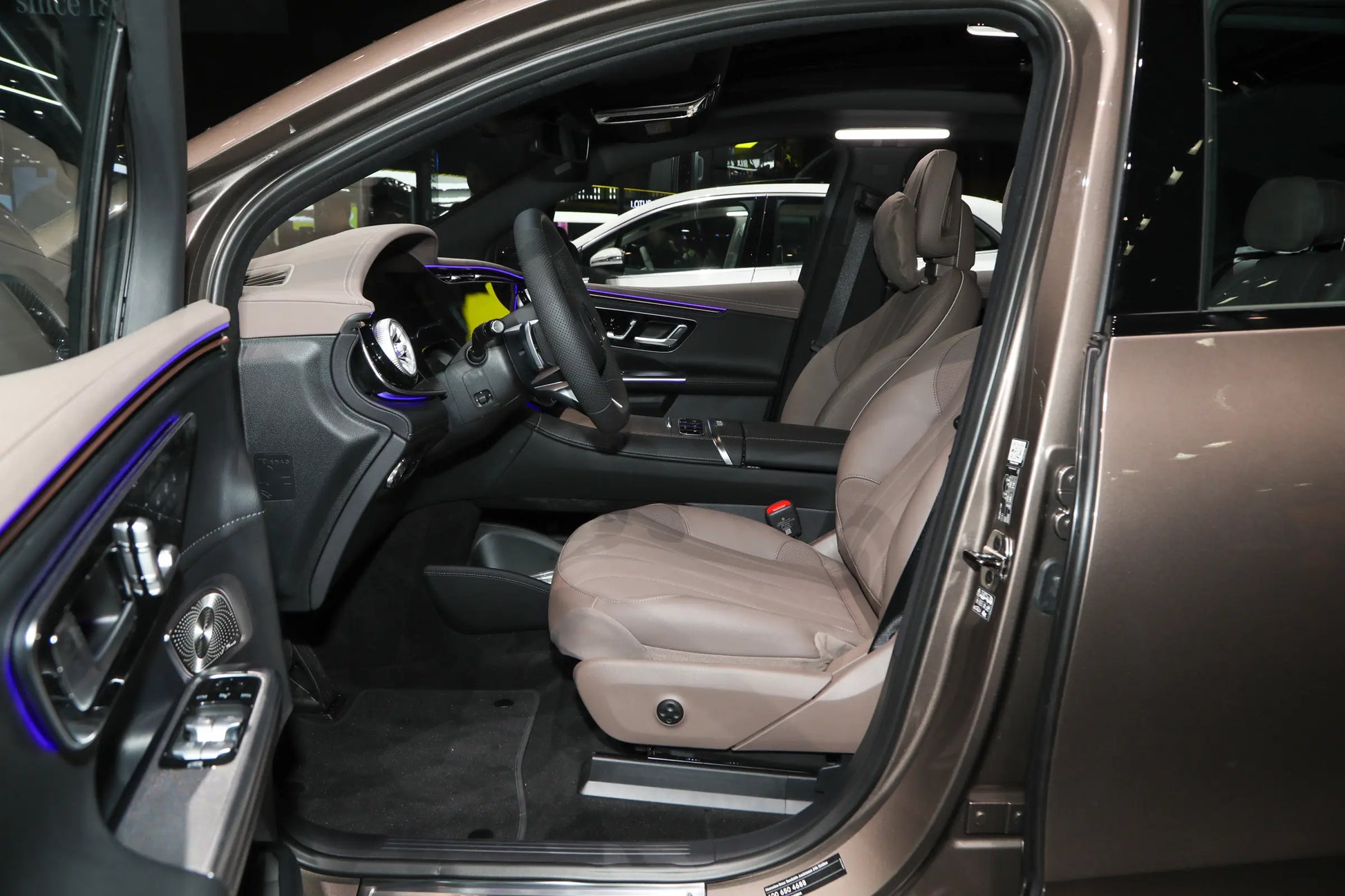 Beijing Benz EQE SUV