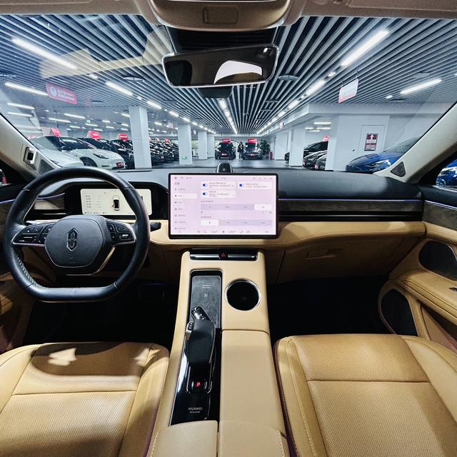 Certificated Pre-Owned Wenjie M5 2022 Extended-Range Rear-Wheel Drive Standard Edition -u22384438