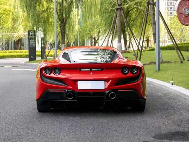 Certificated Pre-Owned Ferrari F8 2019 Tributo 3.9T V8 - u21750161