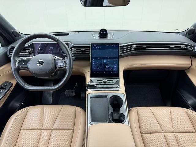 Pre-Owned NIO ES8 2020 Model 415KM Signature Version 6-Seater