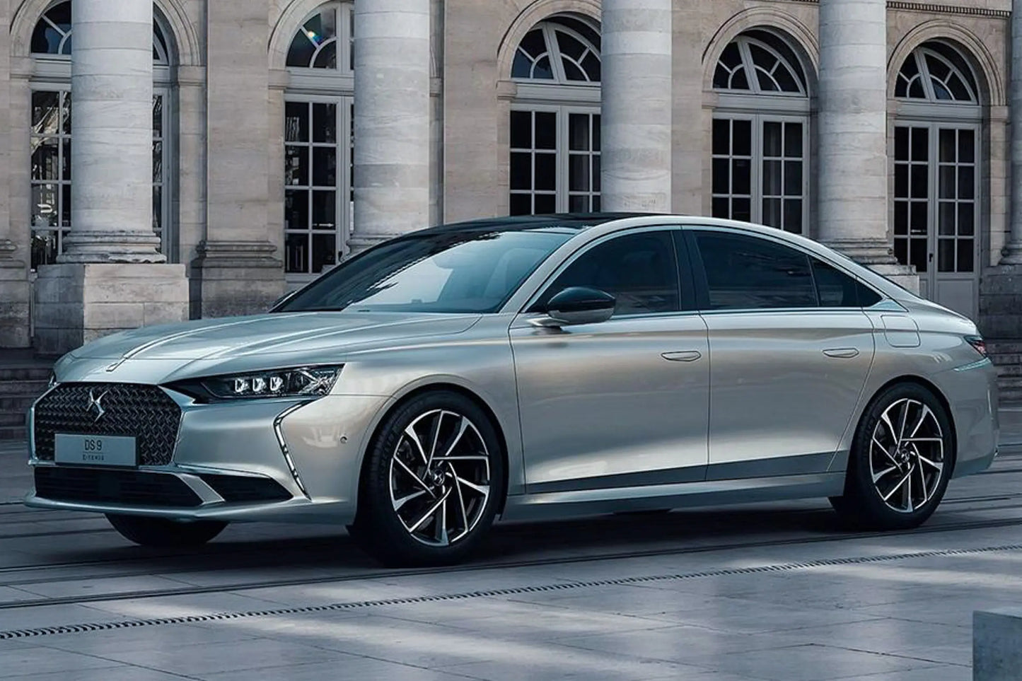 DS DS 9 -Hybrid PHEV