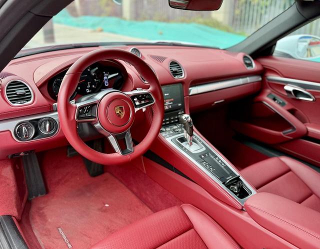 Certificated Pre-Owned Porsche 718 2020 Cayman 2.0T - u22724506