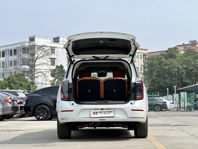 Certificated Pre-Owned GAC Trumpchi Xiangwang S9 2025 Max 6-Seater -u22730386