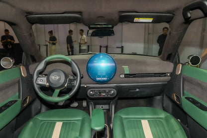 Spotlight Electric MINI COOPER