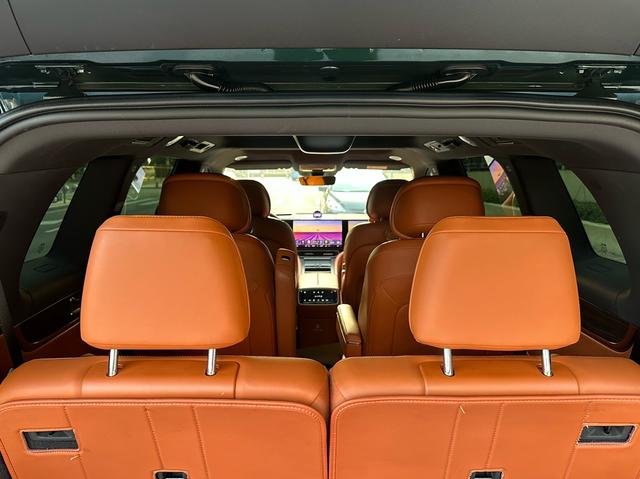 Certificated Pre-Owned Wenjie M9 2024 Extended-Range Ultra Six-Seater Edition -u22571970