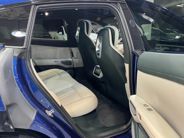 Certificated Pre-Owned Xiaomi YU7 2025 Ultra Long Range High-Performance Four-Wheel Drive Max Edition -u22015954