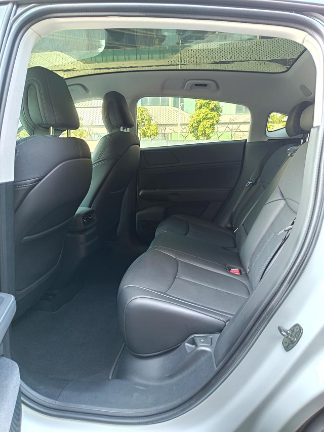 Certificated Pre-Owned XPENG G6 2023 580 Long Range Pro-u21915415