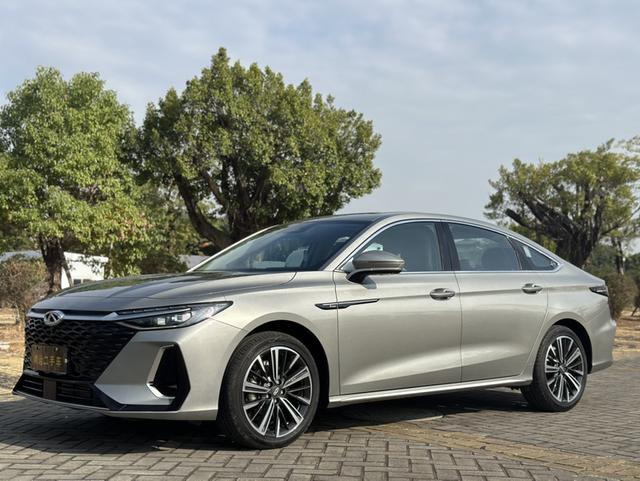 Certificated Pre-Owned Chery Arrizo 8 2024 1.6TGDI DCT Rui - u22150788