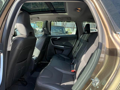 Certificated Used Volvo XC60 2017 T5 Upgraded Intelligent Entry Version - u22071583