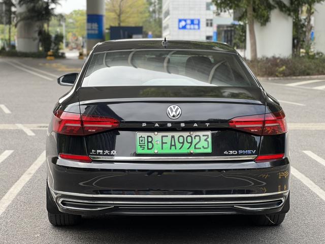 Certificated Pre-Owned Volkswagen Passat PHEV 2019 430PHEV Hybrid Luxury Edition -u22716932