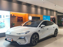 Certificated Pre-Owned Geely Galaxy E8 2025 Edition 700km Long-Range Intelligent Driving Version -u22613976