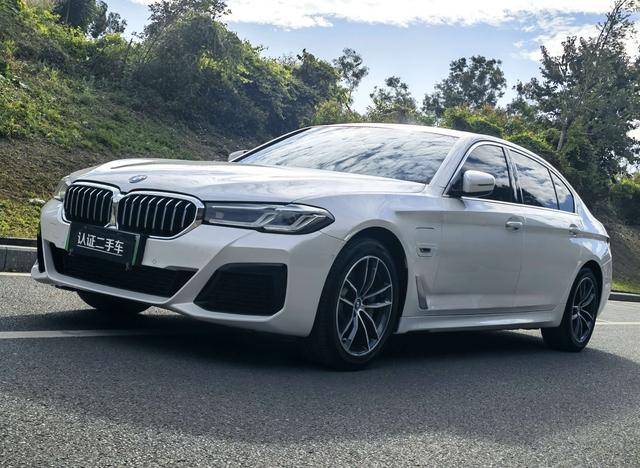 Certificated Pre-Owned BMW 5 Series PHEV 2022 Model Facelift 535Le M Sport Package -u22401149