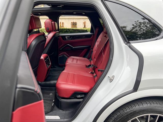 Certificated Pre-Owned Porsche Cayenne 2022 Cayenne 3.0T Platinum Edition - u22746833