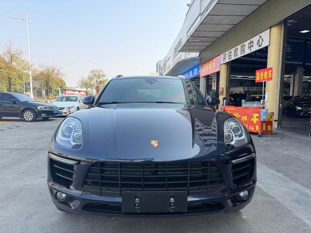 Certificated Pre-Owned Porsche Macan 2017 Macan 2.0T - u22587105