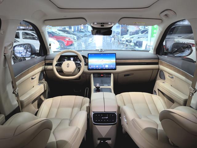 Pre-Owned Wenjie M7 2024 Plus 5-Seat Rear-Drive Edition