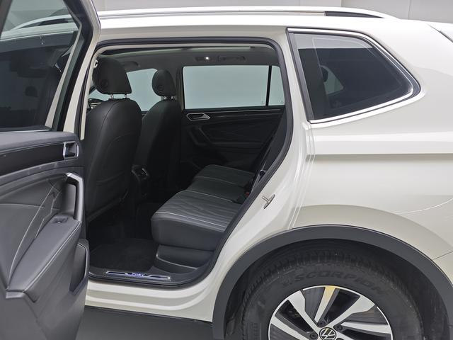 Certificated Pre-Owned Tiguan L PHEV 2022 430PHEV Plug-in Hybrid Premium Edition -u22415340