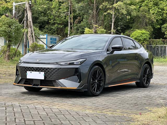 Certificated Pre-Owned Changan UNI-V 2024 1.5T Premium Sporty Edition - u21826096