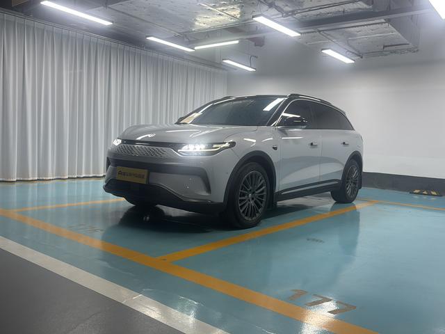 Certificated Pre-Owned Leapmotor C11 2023 Extended-Range 300 Intelligent Enjoyment Edition -u22732981