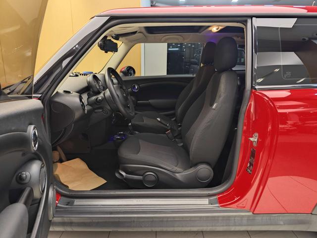 Certificated Pre-Owned MINI 2013 1.6L ONE First Limited Edition - u22680696