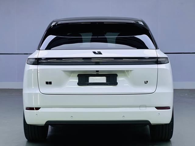 Certificated Pre-Owned Li Auto L7 2024 Pro Edition -u22423412