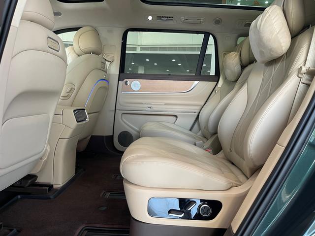 Certificated Pre-Owned Wenjie M9 2024 Extended Range Max Six-Seater Edition -u21763066