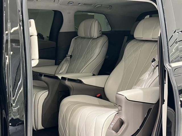 Certificated Pre-Owned Denza D9 DM 2022 970 4WD Flagship Edition -u22085300